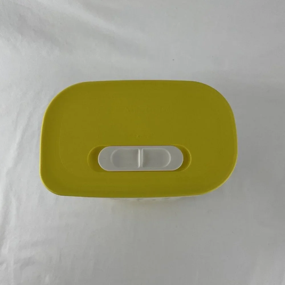 Tupperware Fridgesmart Vertical Container Slider‎ Seal Vent Tab Grid Yellow 3 Qt